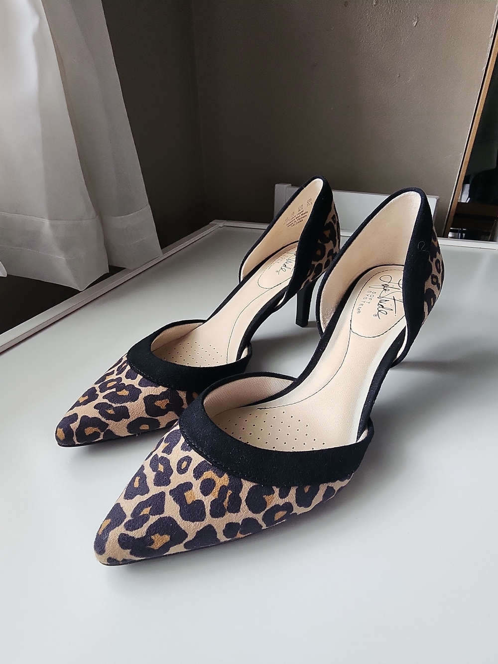 Leopard Print Pointed Toe Heels - Black & Brown